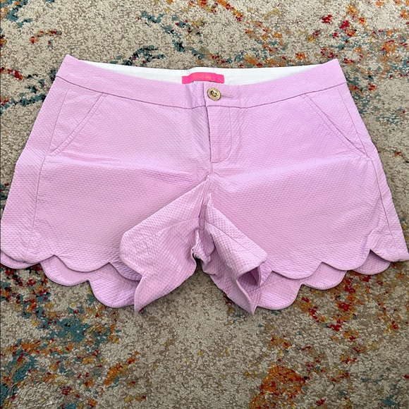 Lilly Pulitzer Light Pink Scalloped Hem Shorts - Picture 1 of 5